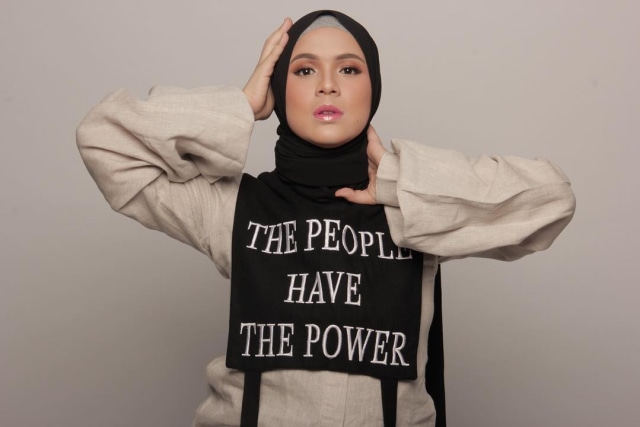 10 Artis yang Juga Menjadi Penyiar Radio (1)