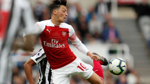 5 Pesepak Bola Kelas Dunia yang Kini Kariernya Mulai Redup (5)