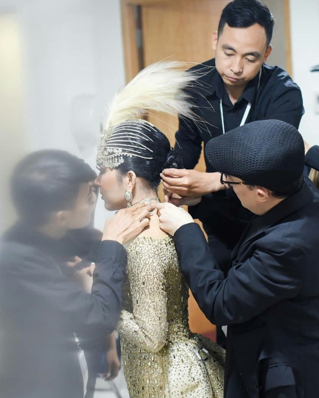 Intip 7 Momen Keseruan Backstage Konser 'Journey of Syahrini' (5)