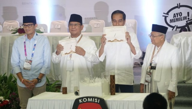 Saat proses pengambilan nomor urut untuk Capres dan Cawapres di pilpres 2019, KPU, Jumat (21/9/2018). (Foto: Irfan Adi Saputra/kumparan)
