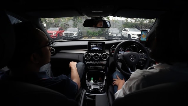 Interior Mercedes Benz GLA 200 AMG Line (Foto: dok. MBDI)