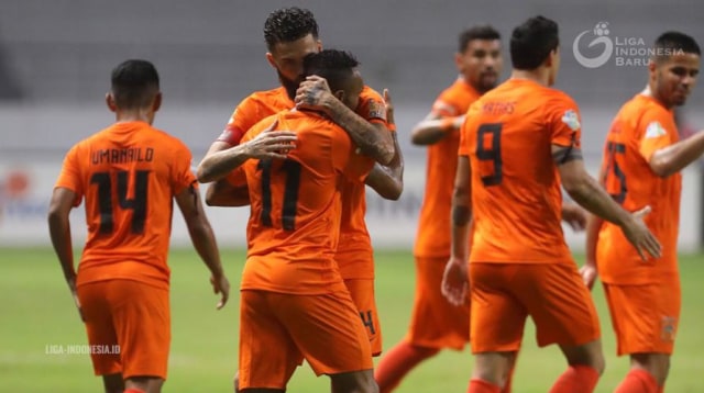 Pemain Borneo FC di laga vs Mitra Kukar. (Foto: Dok. Liga Indonesia)