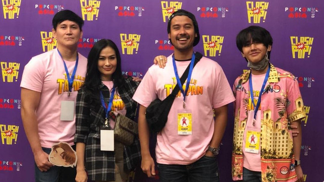 Pemain dan Produser film 'Terlalu Tampan', Marcelino Lefrandt, Iis Dahlia, Chicco Jerikho, dan Ari Irham (Foto: Instagram @isdadahlia)