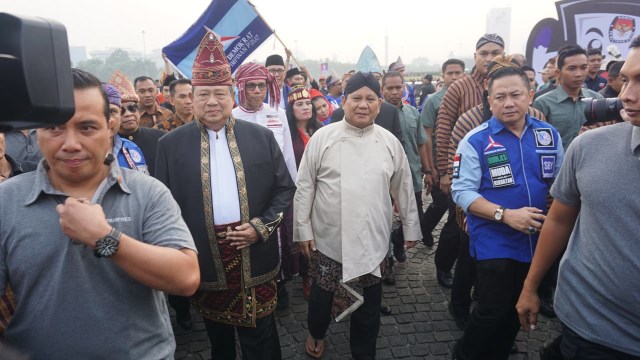SBY dan Prabowo di Monas. (Foto: Yudhistira Amran Saleh/kumparan)