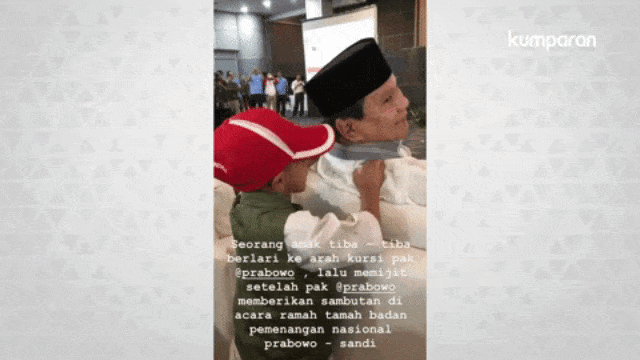 Prabowo Dipijit Anak Kecil