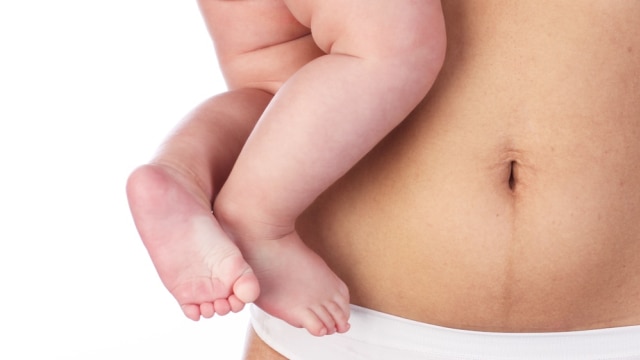 Ilustrasi perut ibu setelah melahirkan.  Foto: Shutterstock