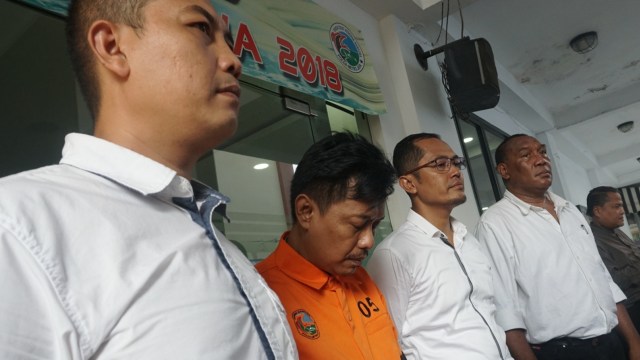 Komika Dhimas Mudiarto Ramelan alias Mudy Taylor saat rilis kasus Narkoba di Polda Metro Jaya, Jakarta, Senin (24/9). (Foto: Fanny Kusumawardhani/kumparan)