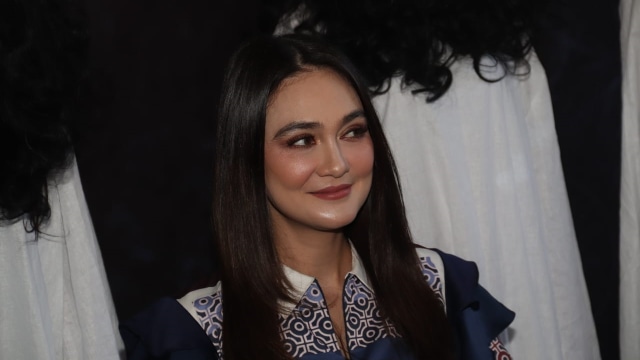 Luna Maya (Foto: Munady Widjaja)