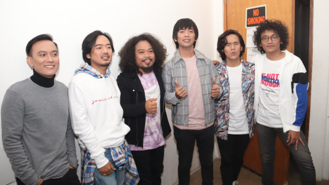 D'Masiv dan Iis (Foto: Munady Widjaja)