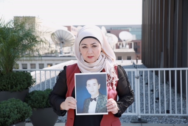 Keluarga tahanan bernama Gulchechra Hoja asal USA (Foto: istimewa)