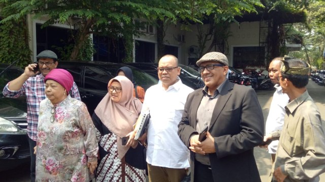Aktivis #2019gantipresiden Mustofa Nahra datangi Komnas HAM untuk mengadukan persekusi. (Foto: Maulana Ramadhan/kumparan)