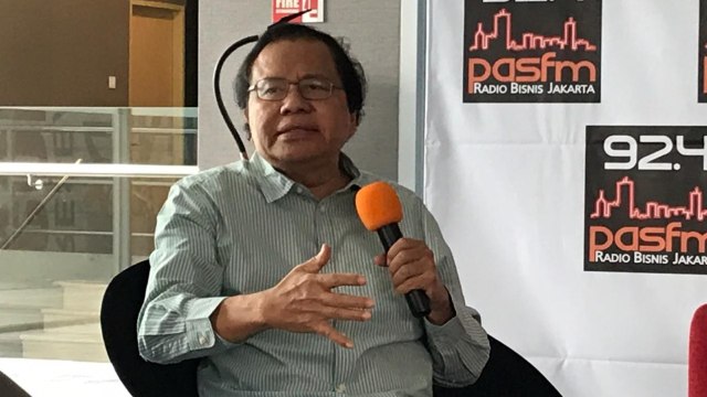 Rizal Ramli di acara diskusi Tantangan Ekonomi Indonesia. (Foto: Nicha Muslimawati/kumparan)