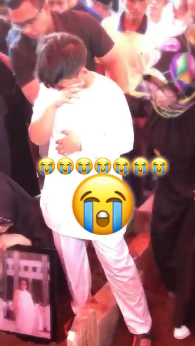 Potret Kesedihan Keluarga Syahrini Atas Meninggalnya Sang Kakak (2)