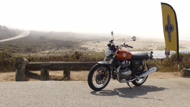 Royal Enfield 650 Twin Interceptor (Foto: Gesit Prayogi/kumparanOTO)