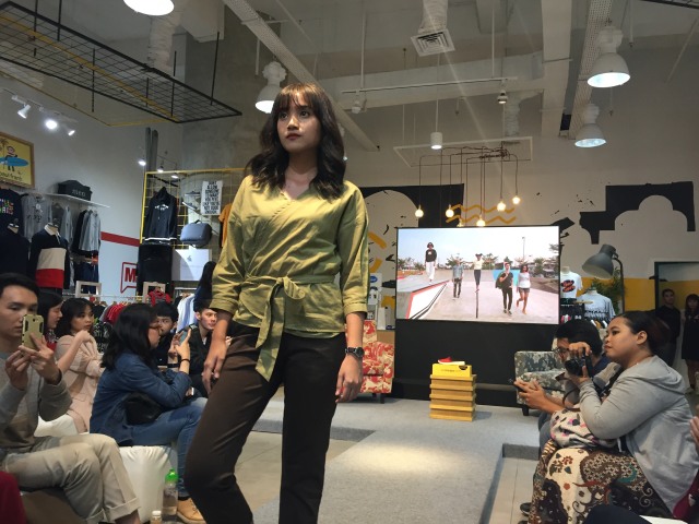 Fashion show Onmezzo. (Foto: Agaton Kenshanahan/kumparan)