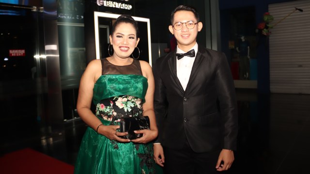 Ely Sugigi dan Irfan Sbaztian
 Foto: Munady