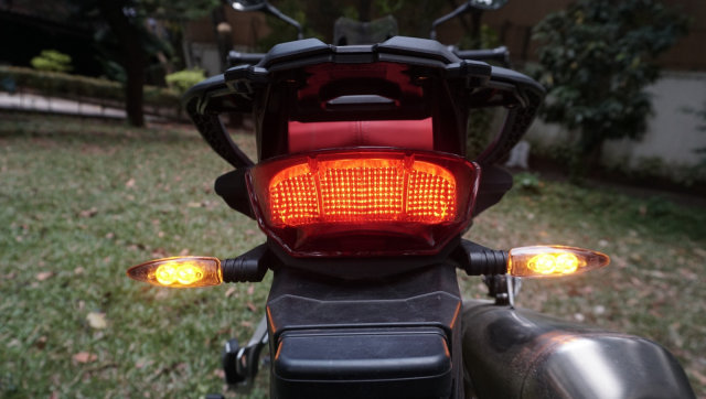 Lampu rem BMW F 850 GS. (Foto: Fitra Andrianto/kumparan)