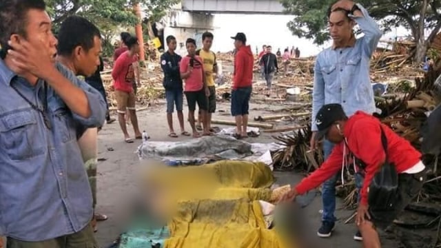 Korban tsunami di sekitar Pantai Talise Donggala. (Foto: Dok. Istimewa)