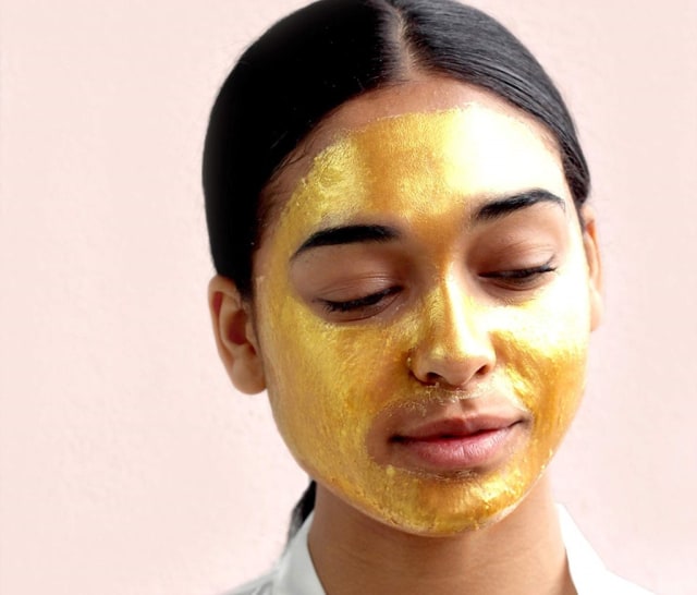 7 Rekomendasi Peel Off Mask untuk Wajah Mulus dan Bebas Komedo