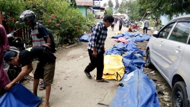 Jenazah korban gempa dan tsunami di Kota Palu.. (Foto: REUTERS/Stringer)