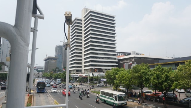 Uji coba tilang CCTV atau Electronic Law Enforecement (ETLE) dilaksanakan di Jalan Sudirman dan Thamrin. Foto: Nugroho Sejati/kumparan