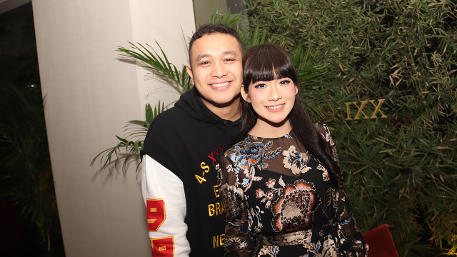 Gilang Dirga dan Adiezty Fersa Foto: Munady/kumparan