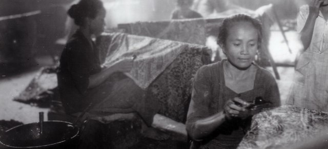 Ilustrasi Pengrajin Batik Laweyan Zaman Dulu (Foto: kampoengbatiklaweyan.org)