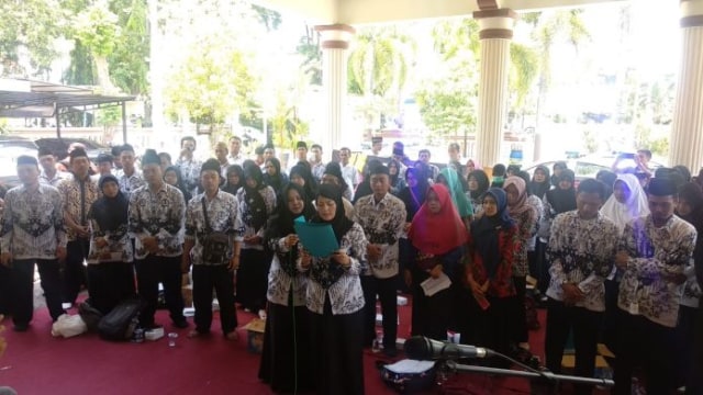 GTT/PTT Kota Probolinggo Tuntut Gaji Setara UMR