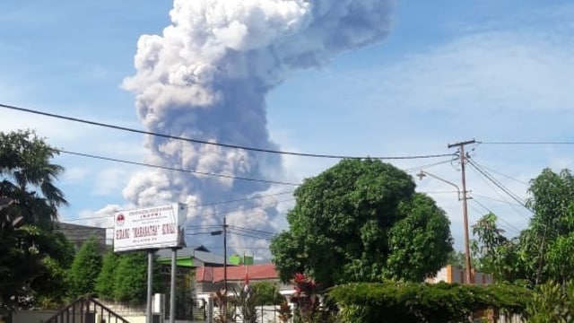 Gunung Soputan di Sulawesi Utara. (Foto: Dok. BNPB)