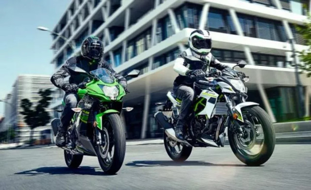 Kawasaki Ninja 125 dan Z125 Foto: dok. Kawasaki