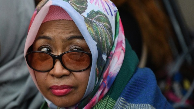 Fatmawati Faqih bersiap menjalani sidang tuntutan di Pengadilan Tipikor, Jakarta Pusat, Rabu (3/10).  (Foto: ANTARA FOTO/Siigid Kurniawan)