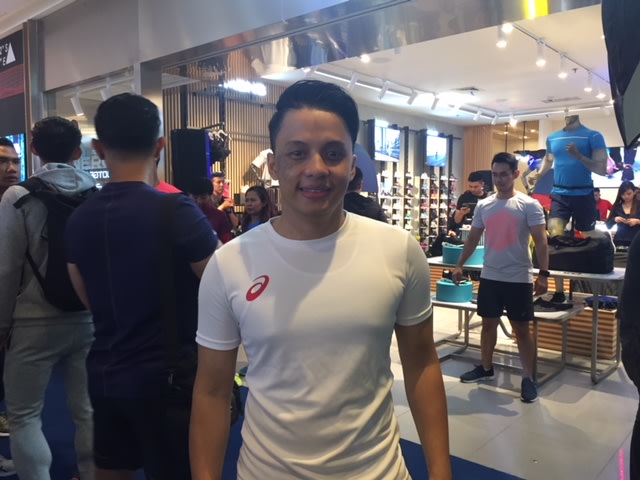 Brand Manager ASICS Indonesia, Pande Mahendrayana di peresmian gerai ASICS di Grand Indonesia East Mall lantai 3 (Foto: Hesti Widianingtyas/kumparan)