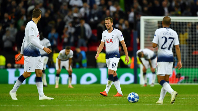 Spurs telan kekalahan 2-4 dari Barcelona di kandang sendiri. (Foto: REUTERS/Dylan Martinez)