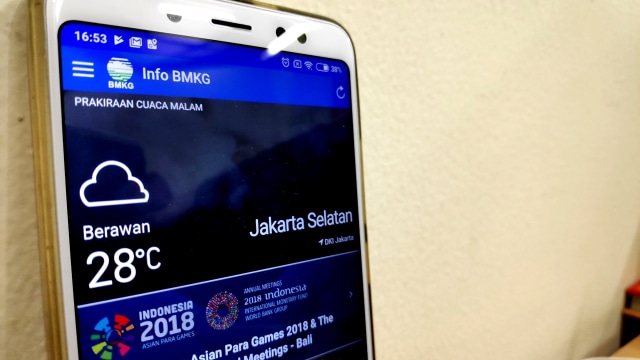 Aplikasi Info BMKG. (Foto: Jofie Yordan/kumparan)