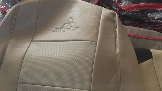 Sarung jok Mitsubishi Xpander  (Foto: Aditya Pratama Niagara/kumparanOTO)