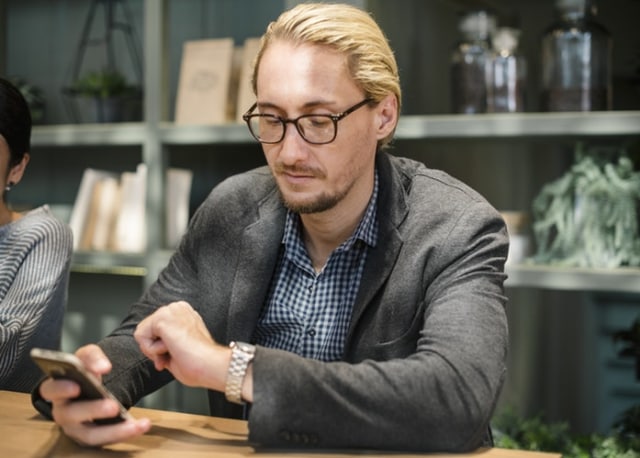 Ketahui Cara Balas Chat yang Disukai Gebetan Berdasarkan Zodiaknya (5)