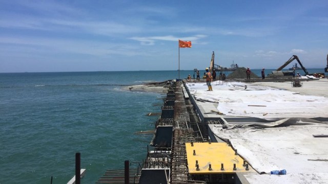Proyek Pelabuhan Makassar New Port.  (Foto: Dok: Abdul Latif)