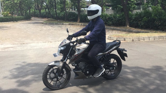 Suzuki GSX150 Bandit Foto: Aditya Pratama Niagara/kumparanOTO