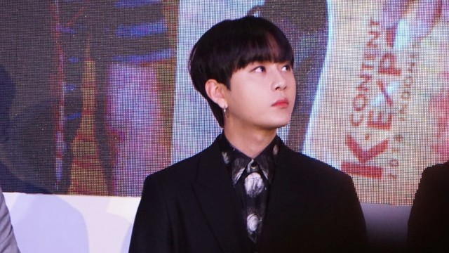 Boyband K-Pop Highlight gelar fan meeting singkat di Jakarta. Foto: Masajeng Rahmiasri/kumparan