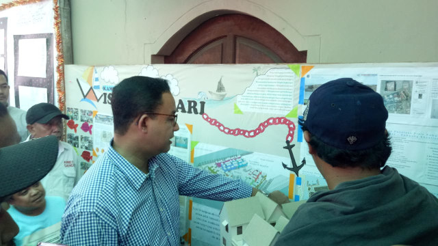 Gubernur DKI Jakarta Anies Baswedan menghadiri kongres JRMK di Kampung Rawa, Kebon Jeruk, Jakarta Barat, Minggu (7/10) (Foto: Maulana Ramadhan/kumparan)
