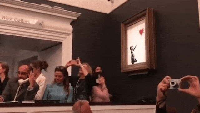 Lukisan Banksy (Foto: Twitter @rhymestyle)