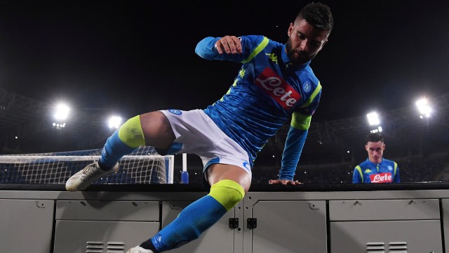 Lorenzo Insigne usai laga melawan Liverpool di matchday kedua Liga Champions 2018/19. (Foto: REUTERS/Alberto Lingria)