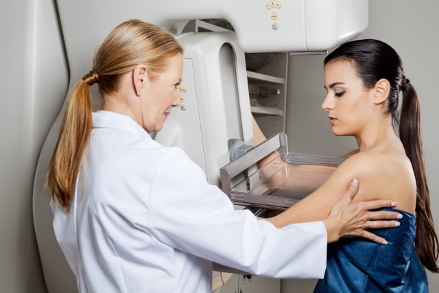 Mammogram tidak menyebabkan kanker menyebar. Foto: Shutterstock