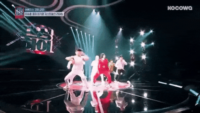 Variety Show Dancing High (Foto: YouTube @KOCOWA TV)