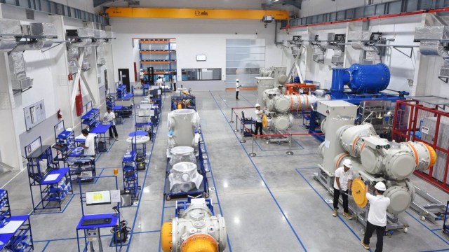 Pabrik kelistrikan milik PT ABB Sakti Industri di Tangerang. (Foto: Abdul Latif/kumparan)