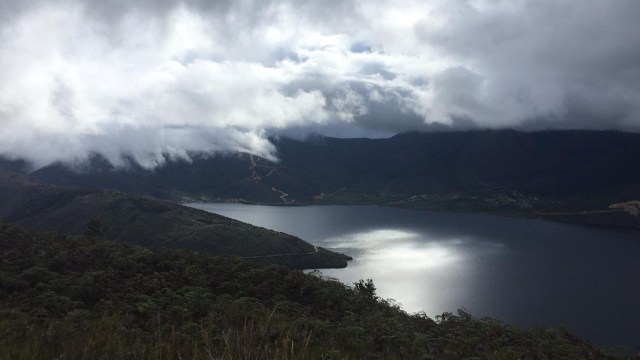 Kondisi Jalan dan Masyarakat Kawasan Pegunungan Arfak Papua Barat. (Foto: Nurul Nur Azizah/kumparan)