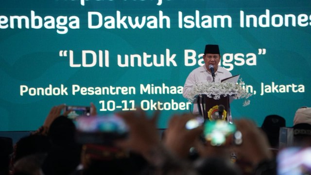 Capres nomer urut 2 Prabowo Subianto memberikan sambutan di Rakernas LDII 2018. (Foto: Iqbal Firdaus/kumparan)