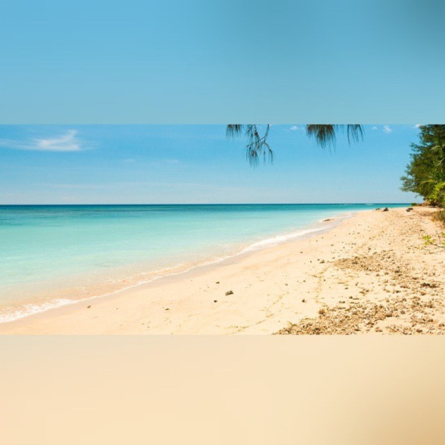 Jika ke NTB, jangan lupa mengunjungi pantai Ai Manis yang hadirkan pasir putih (Foto: (Instagram/@putrikasihpahu))