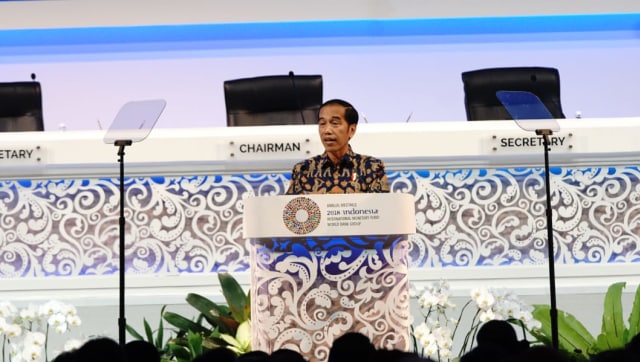 Presiden Joko Widodo memberikan sambutan pada Annual Meetings IMF dan World Bank Group Plenary Session di BNDCC, Bali. (Foto: Helmi Afandi/kumparan)