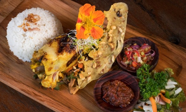 Ayam Panggang Sere Lemo, Menu Andalan di The Haven Berawa